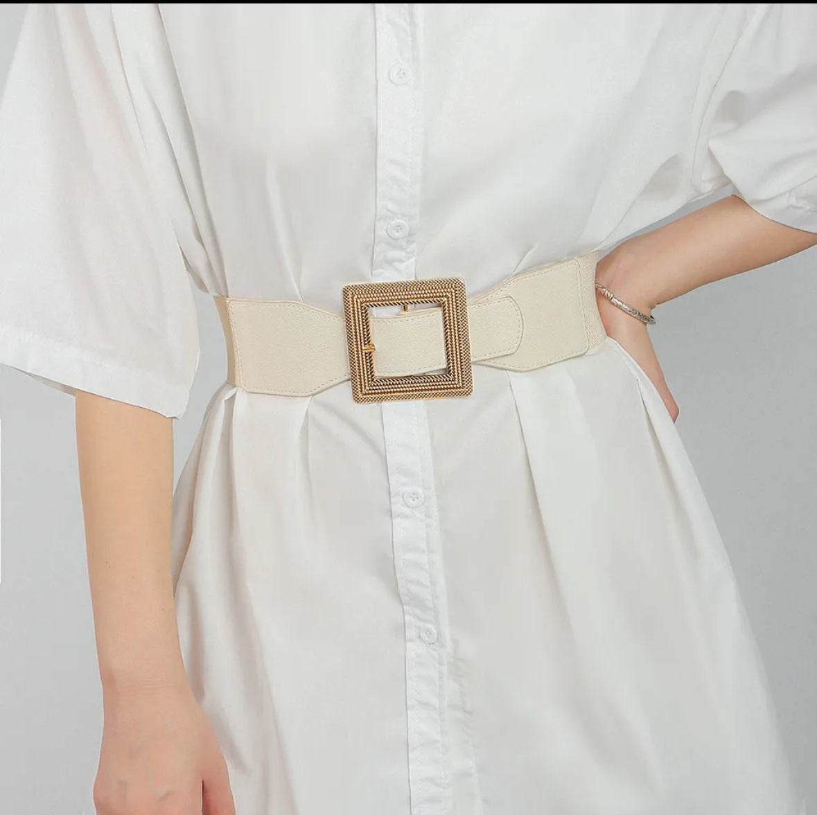 Cinturón hebilla ancha (beige)