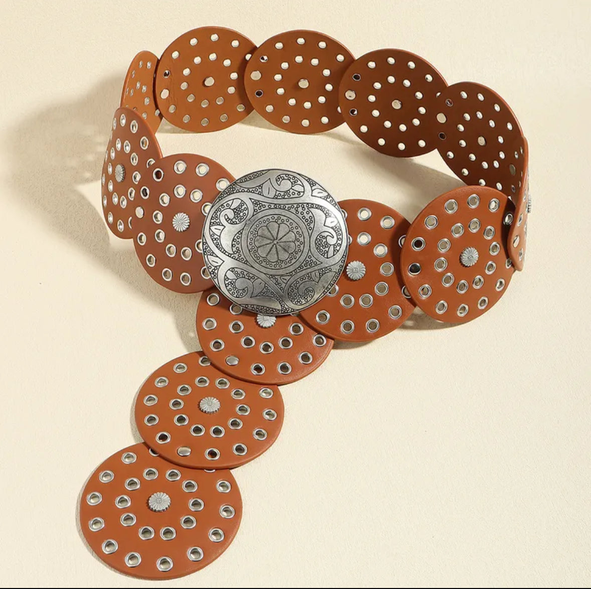 Cinturón marrón caramelo (hebilla plateada)