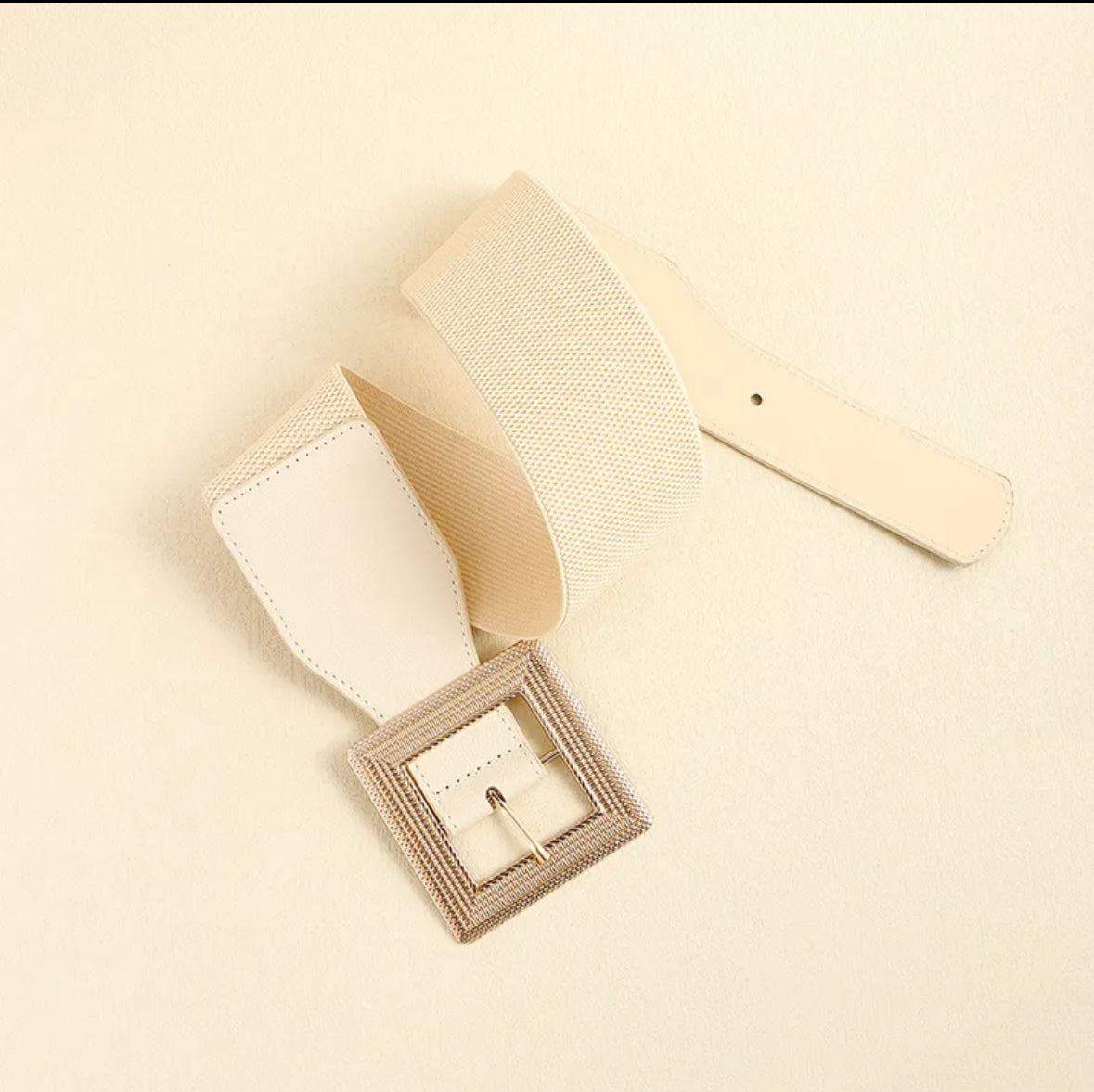 Cinturón hebilla ancha (beige)