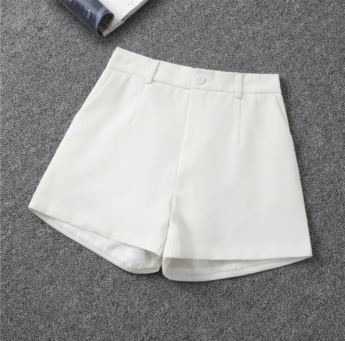 Pantalón blanco Lía (corto)